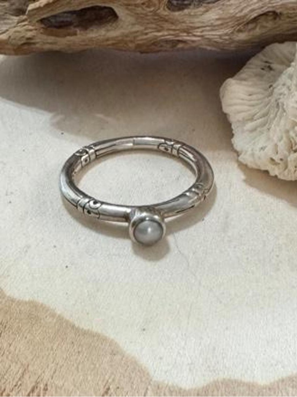 JANICE GIRARDI JGD Sterling Silver Signed White Pearl Etched Band Ring Size 5.75